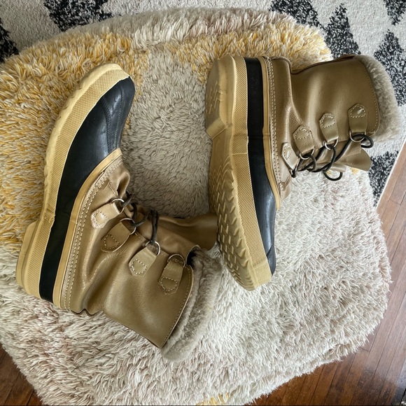 Sorel Vintage Manitou Snow Boot - Picture 4 of 8